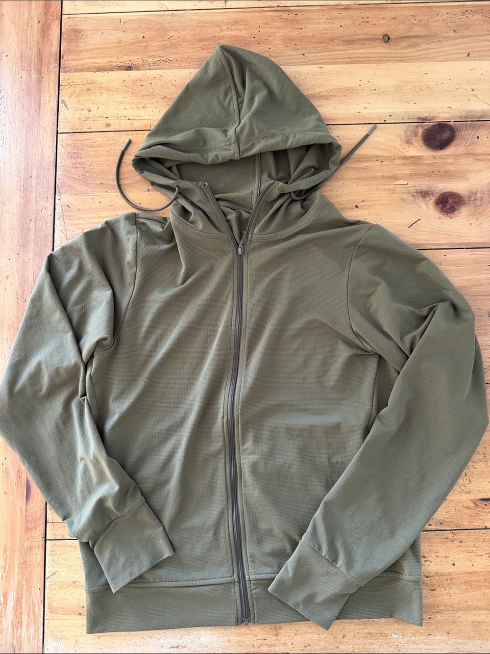 Uniqlo Women’s AlRism UV protection full zip Hoodie size S